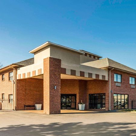 Quality Inn Airport I-240 Memphis Exterior photo